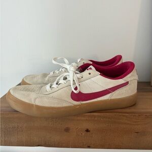 Nike SB Heritage Vulc Red - Men’s Size 9.5